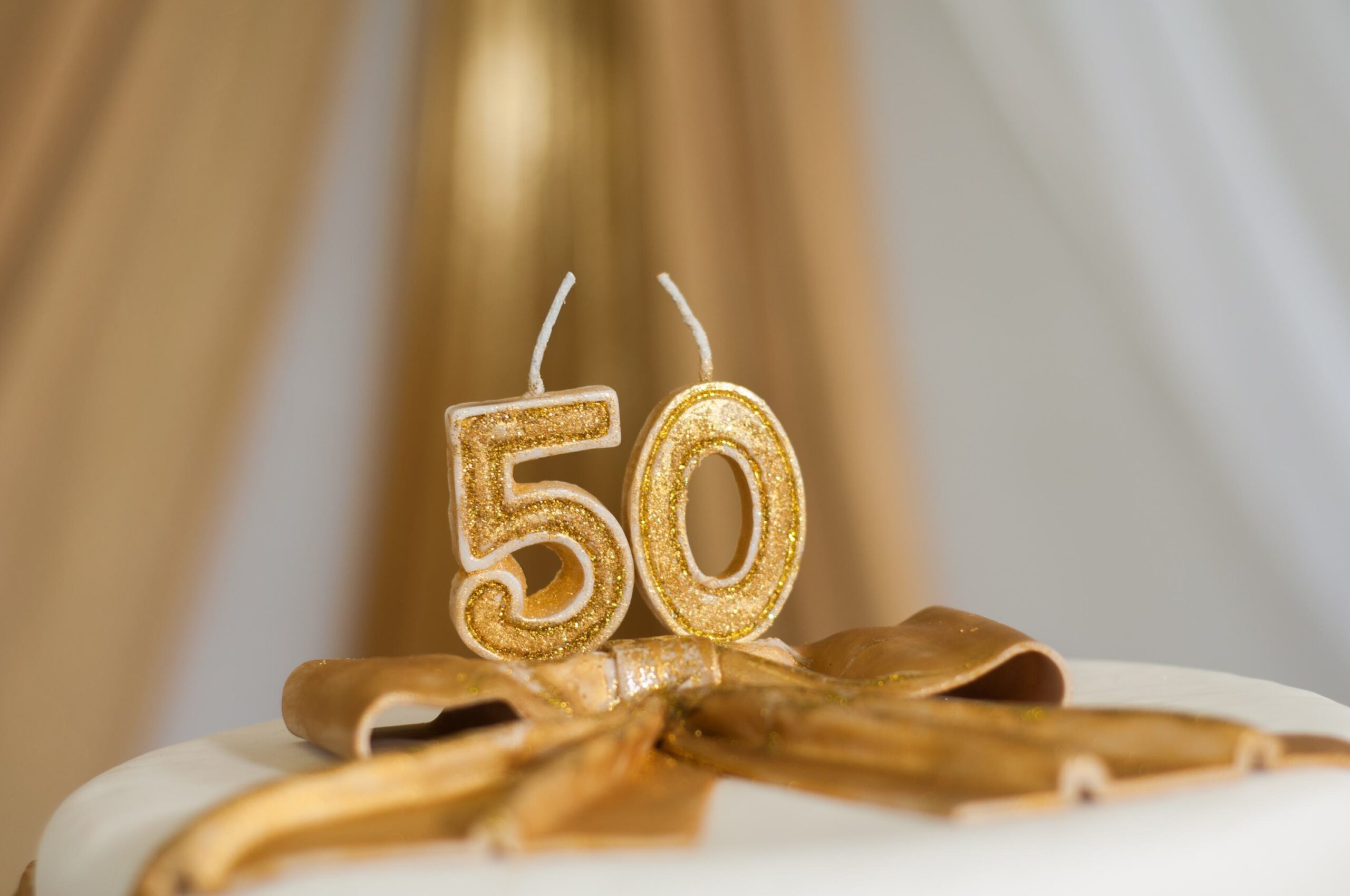 Convite aos casais que completam 50 anos de matrimônio em 2017