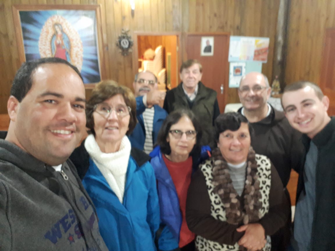 Seminaristas da Diocese de Joinville fazem trabalhos na nossa Paróquia