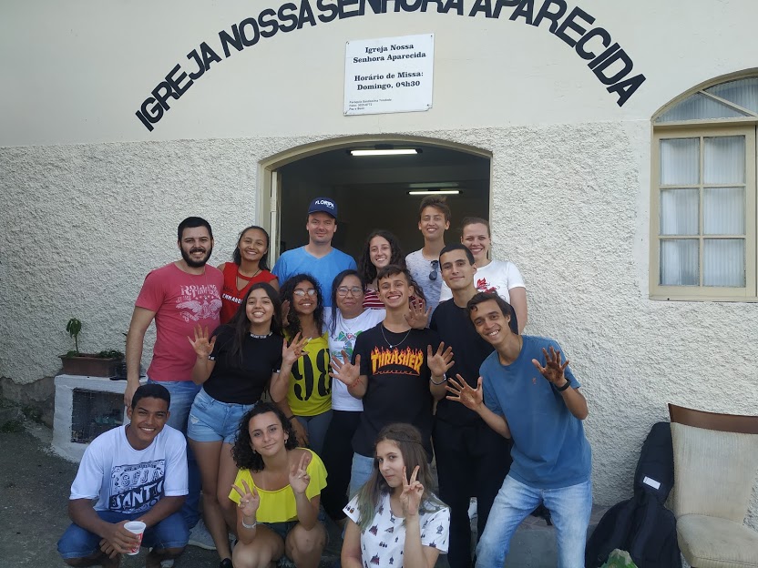 Pastoral Juvenil realiza ação ecológica na Comunidade Nsa. Sra. Aparecida