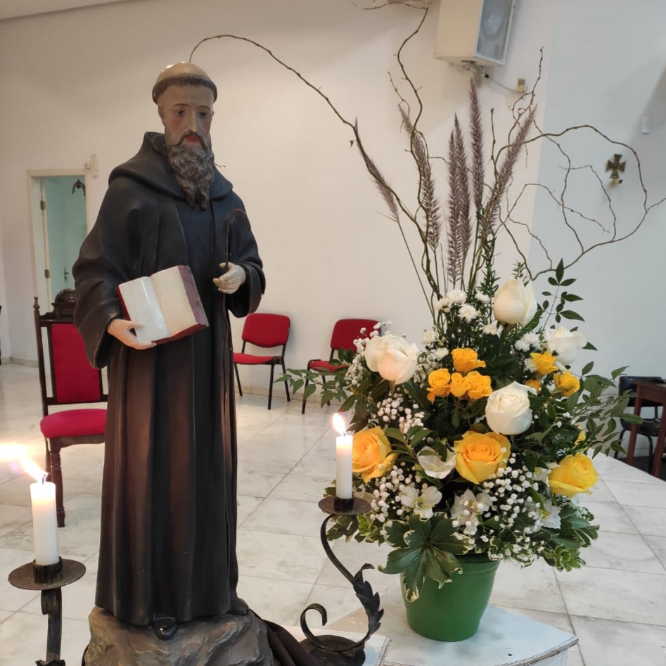 Paróquia celebra São Bento em Santa Missa online